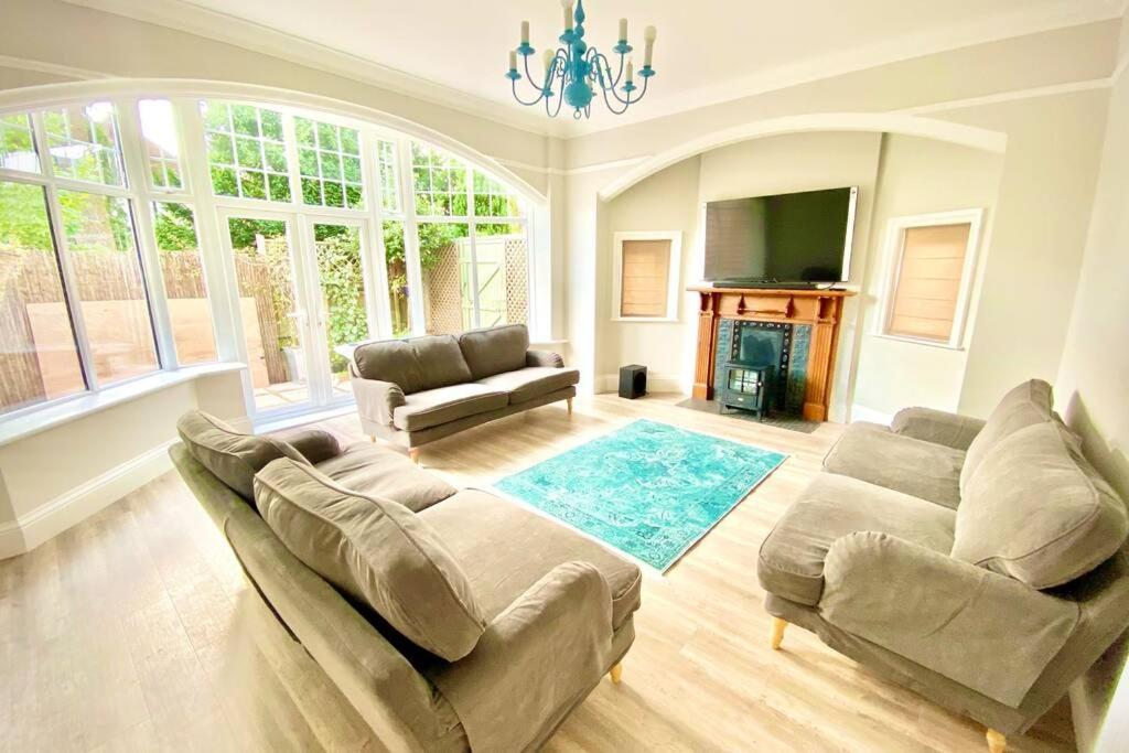 בורנמות' Cleveland House - Perfect For Beaches And Town. מראה חיצוני תמונה