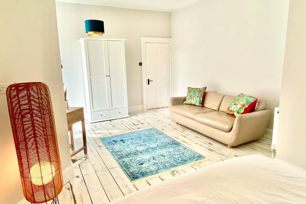 בורנמות' Cleveland House - Perfect For Beaches And Town. מראה חיצוני תמונה
